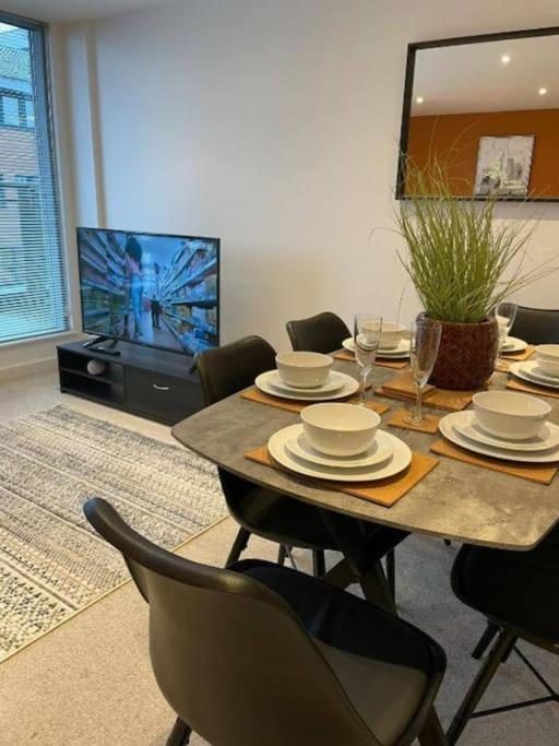 Paramount City Living 105 سويندون المظهر الخارجي الصورة
